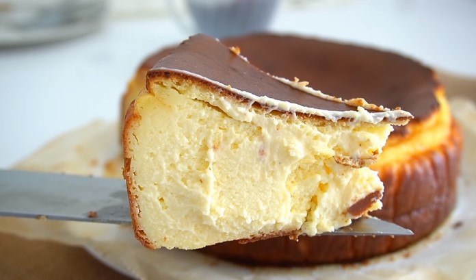 Inspiración Española en Tu Cocina: Tarta de Queso de San Sebastián ¡Irresistiblemente Cremosa
