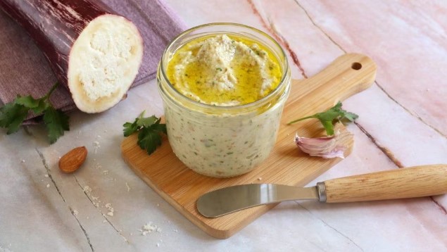 Como hacer un Pesto exquisito de Berenjena, Almendras y Parmesano ¡Ideal para Acompañar todo tipo de comidas!