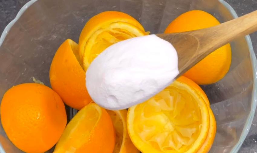 Cáscaras de Naranja y Sal: en casa valen su peso en oro si las usas así