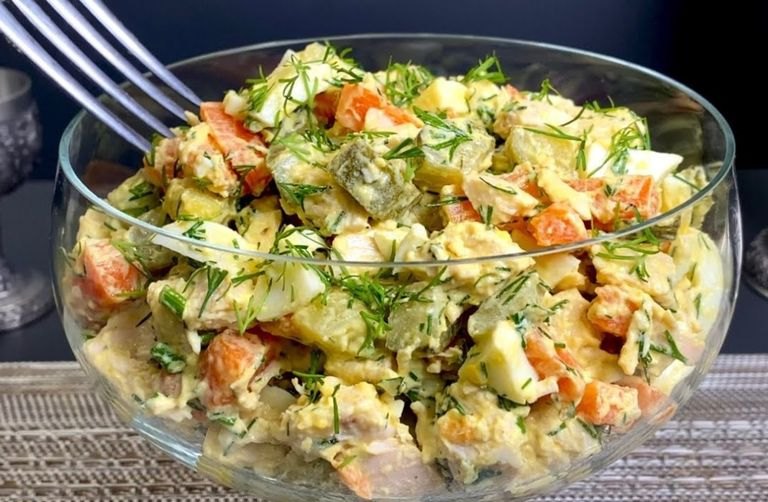 Receta Ensalada de Pollo y Pepinos Encurtidos