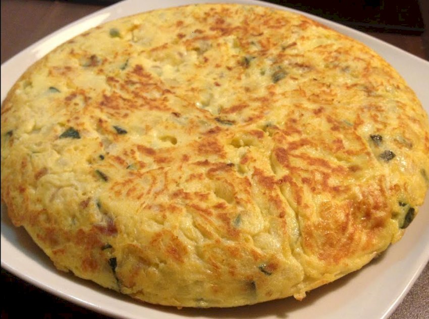 Tortilla de Patata, Cebolla y Calabacín: ¡Un clásico con un toque especial!