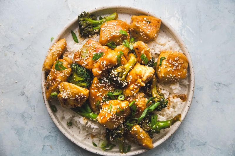 Receta Fácil de Brócoli con Pollo: Nutrición y Sabor en Cada Bocado