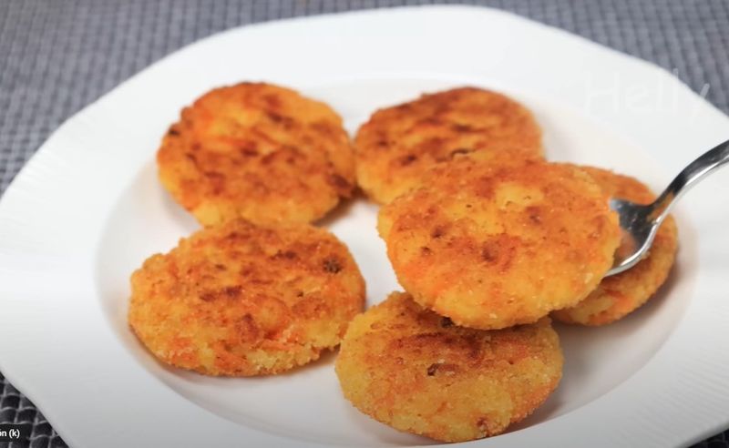 Empanadas Crujientes de Arroz y Zanahoria: Un Aperitivo Fácil y Delicioso 🌿