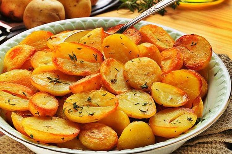 Hazlas Hoy Mismo! Patatas Salteadas Irresistibles: El Acompañante Perfecto