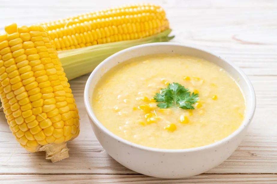 ¡Sorprende a Todos con Esta Deliciosa Crema de Maíz Casera!