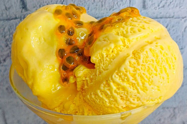 Helado Casero de Maracuyá Súper Cremoso y Sin Máquina Helado Casero de Maracuyá Súper Cremoso y Sin Máquina