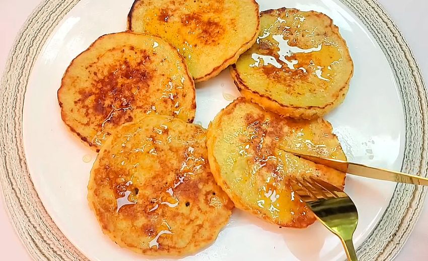 Tortitas de avena y plátano: un desayuno saludable y fácil de preparar