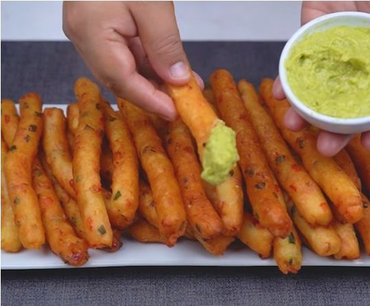 ¡Palitos Crujientes de Papa y Queso que te Harán Agua la Boca!