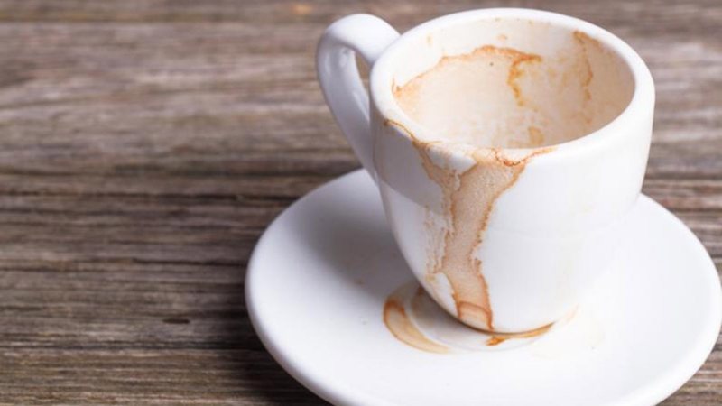 acabe-con-la-mala-costumbre-de-dejar-sucia-la-taza-de-cafe-despues-de-usarla-taza_de_cafe_1-1024x576-1